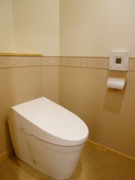 パイン素材を使った全面リフォーム